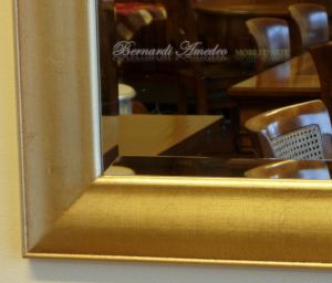 Specchiera in legno stile classico con finitura foglia oro